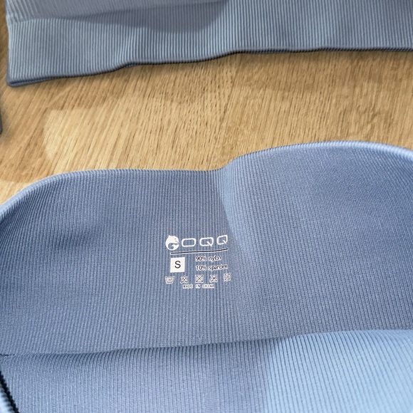 3 piece workout set in blue - Picture 6 of 6